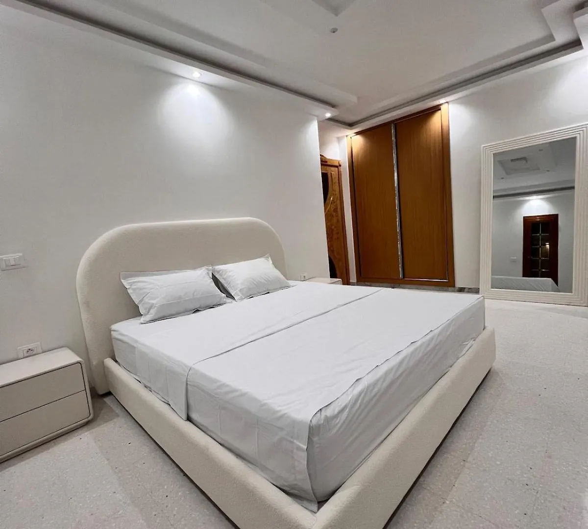Holiday home Private Floor Of A Villa - 10 Min To Airport Ariana Tunisia