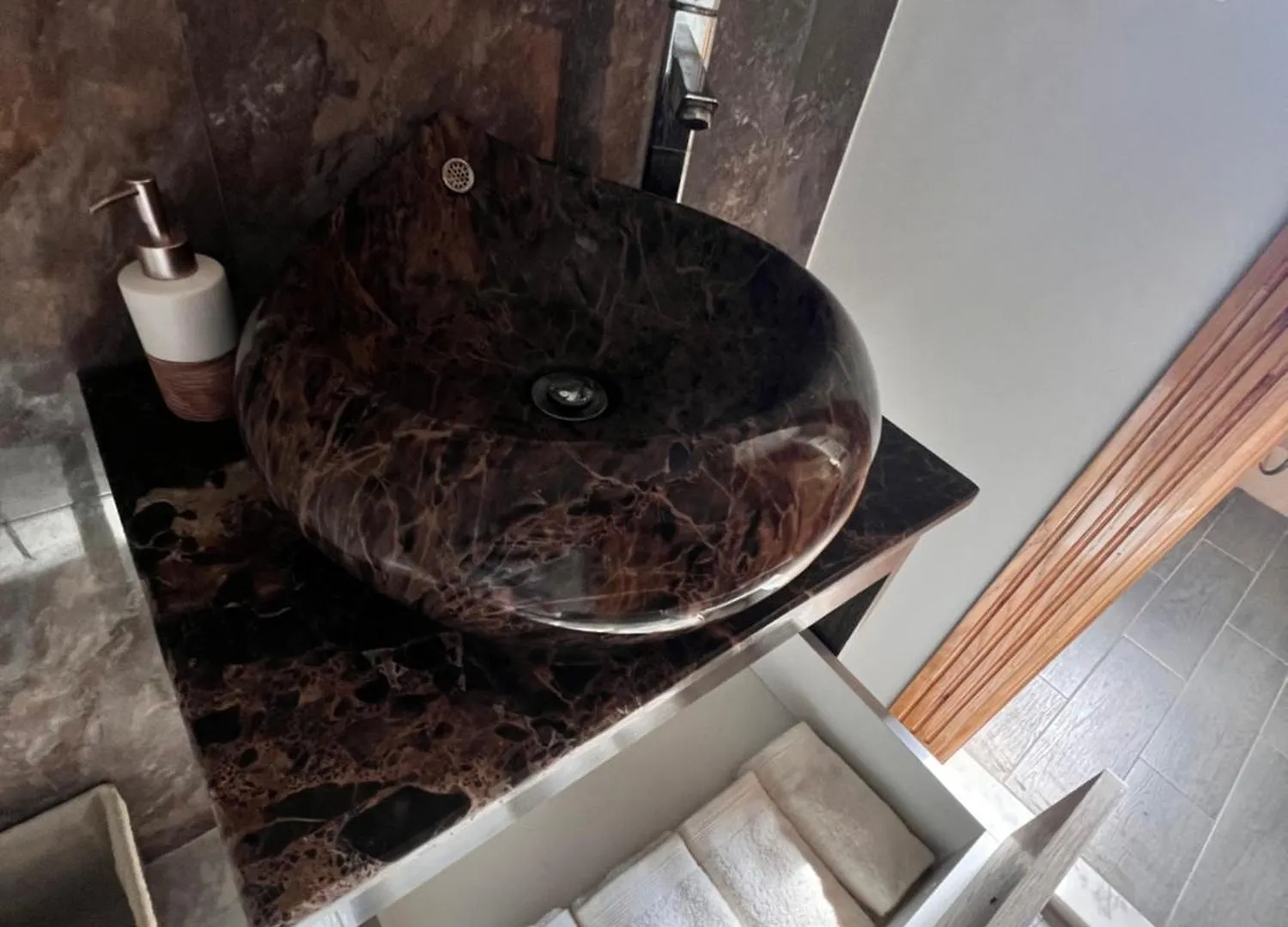 Private Floor Of A Villa - 10 Min To Airport Ariana